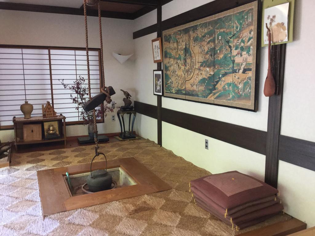 Отель Unryuso Shinshiro Экстерьер фото